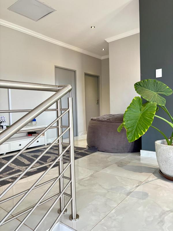 4 Bedroom Property for Sale in Hartbeespoort Rural North West